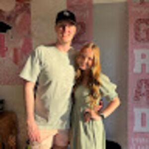 Meet your Posher, Hallie